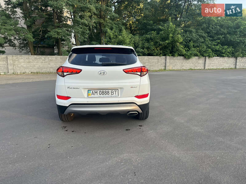 Внедорожник / Кроссовер Hyundai Tucson 2016 в Житомире фото 8 Внедорожник / Кроссовер Hyundai Tucson 2016 в Житомире