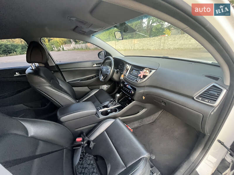 Внедорожник / Кроссовер Hyundai Tucson 2016 в Житомире фото 19 Внедорожник / Кроссовер Hyundai Tucson 2016 в Житомире