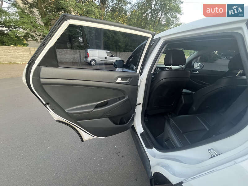 Внедорожник / Кроссовер Hyundai Tucson 2016 в Житомире фото 25 Внедорожник / Кроссовер Hyundai Tucson 2016 в Житомире