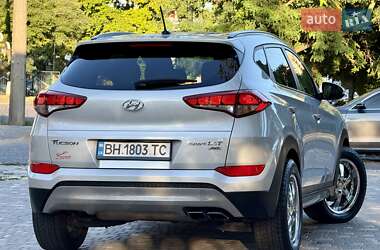 Внедорожник / Кроссовер Hyundai Tucson 2016 в 