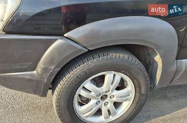 Внедорожник / Кроссовер Hyundai Tucson 2008 в 