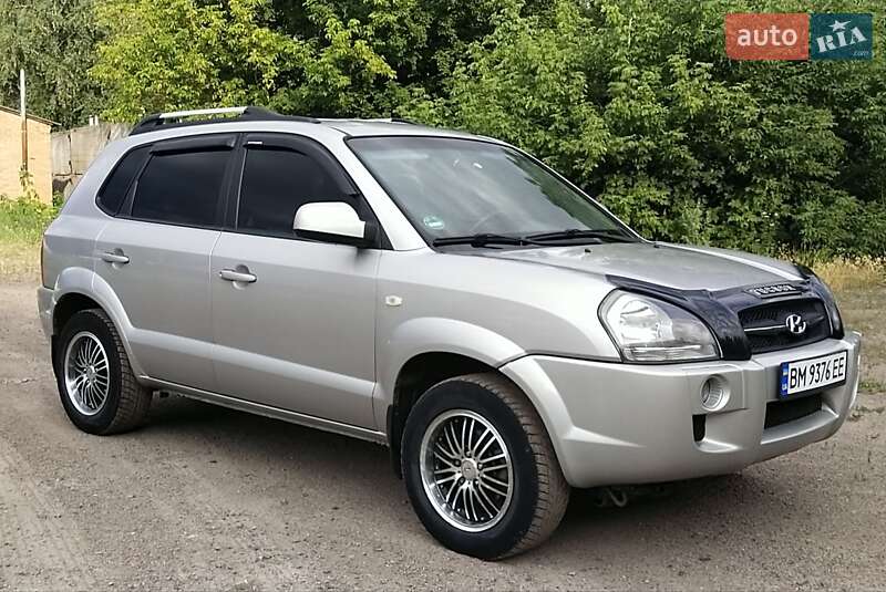Внедорожник / Кроссовер Hyundai Tucson 2005 в Ромнах