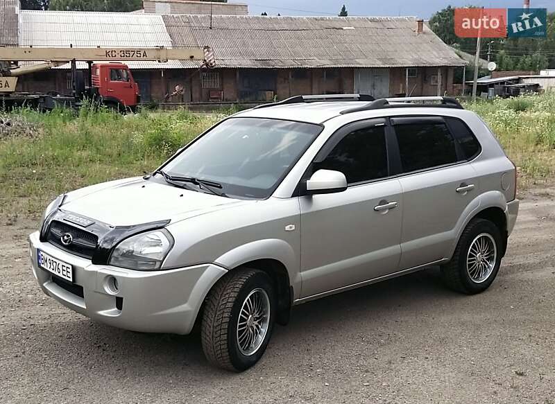Внедорожник / Кроссовер Hyundai Tucson 2005 в Ромнах