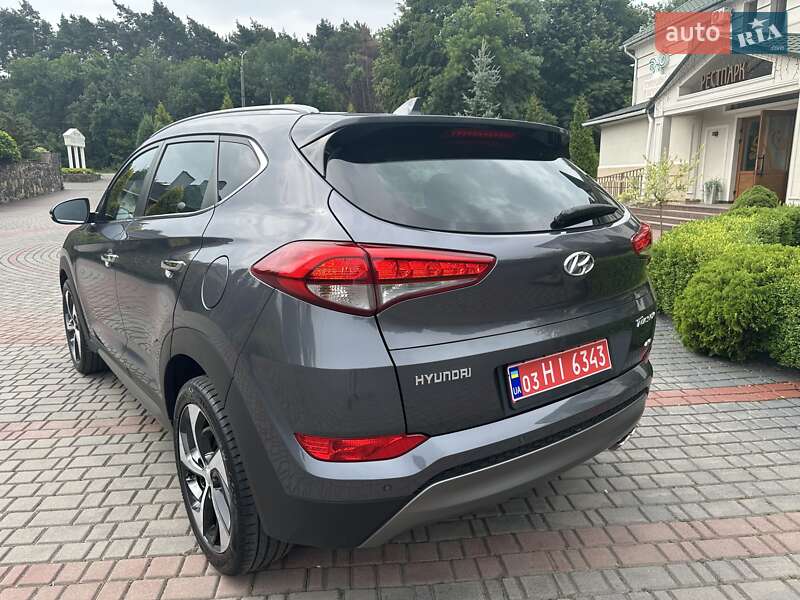 Внедорожник / Кроссовер Hyundai Tucson 2015 в Луцке