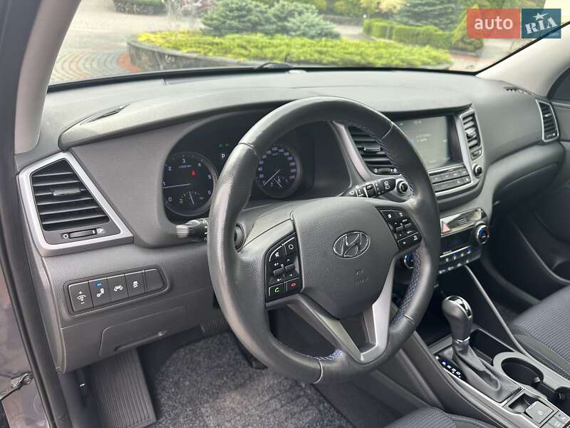 Внедорожник / Кроссовер Hyundai Tucson 2015 в Луцке