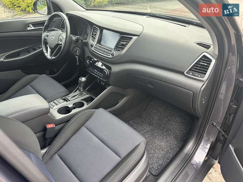 Внедорожник / Кроссовер Hyundai Tucson 2015 в Луцке