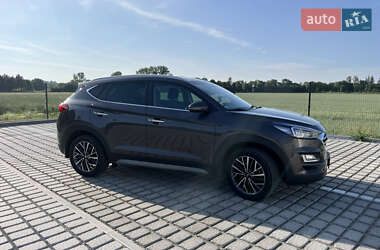 Внедорожник / Кроссовер Hyundai Tucson 2018 в 