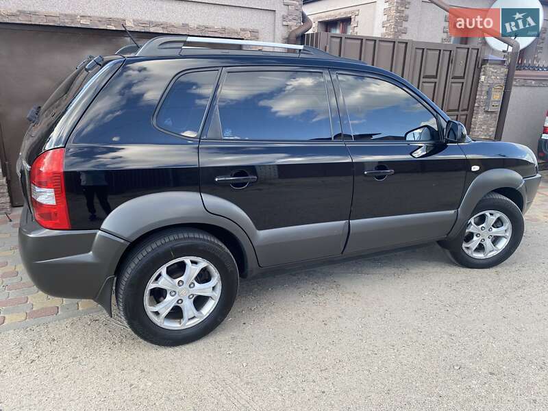 Позашляховик / Кросовер Hyundai Tucson 2008 в Харкові