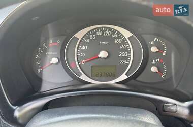 Внедорожник / Кроссовер Hyundai Tucson 2007 в 