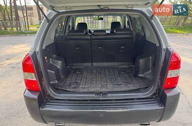 Внедорожник / Кроссовер Hyundai Tucson 2007 в 