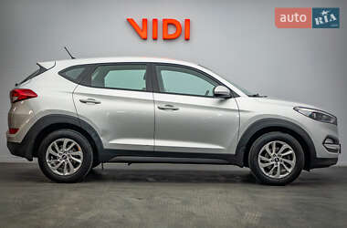 Внедорожник / Кроссовер Hyundai Tucson 2017 в 