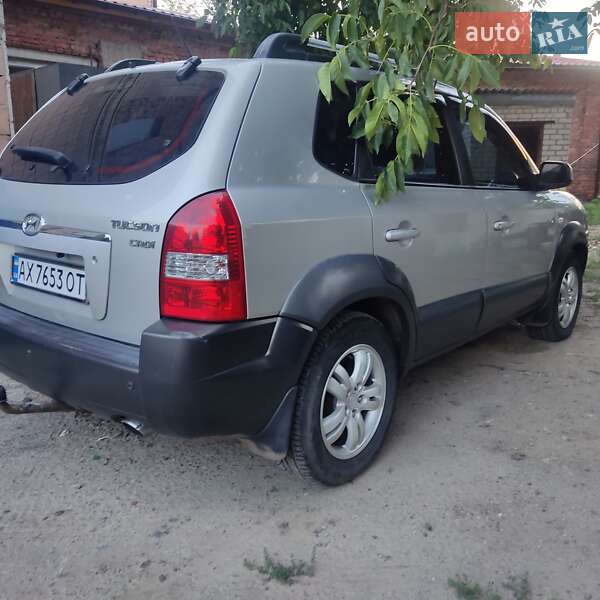 Внедорожник / Кроссовер Hyundai Tucson 2008 в Харькове фото 6 Внедорожник / Кроссовер Hyundai Tucson 2008 в Харькове