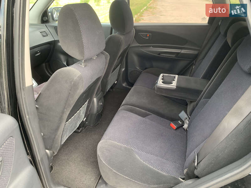 Позашляховик / Кросовер Hyundai Tucson 2007 в Умані