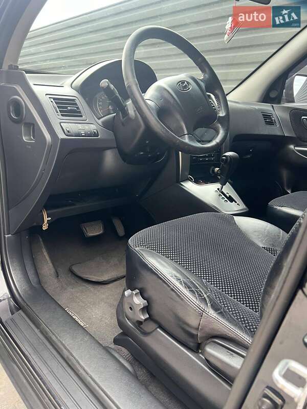 Внедорожник / Кроссовер Hyundai Tucson 2012 в Новых Петровцах