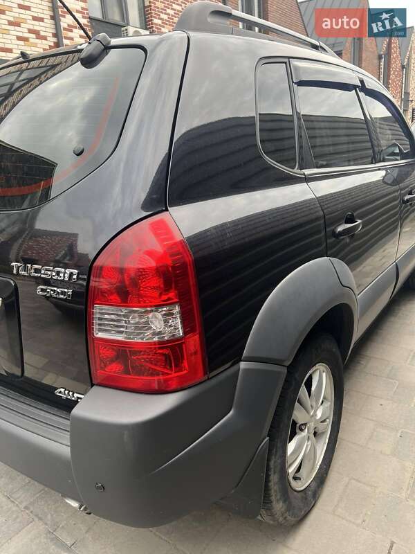 Внедорожник / Кроссовер Hyundai Tucson 2012 в Новых Петровцах