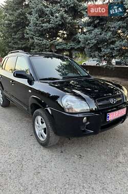 Внедорожник / Кроссовер Hyundai Tucson 2005 в Вознесенске