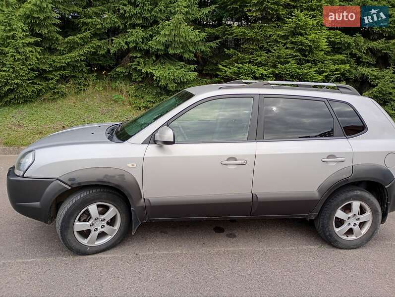 Позашляховик / Кросовер Hyundai Tucson 2005 в Львові