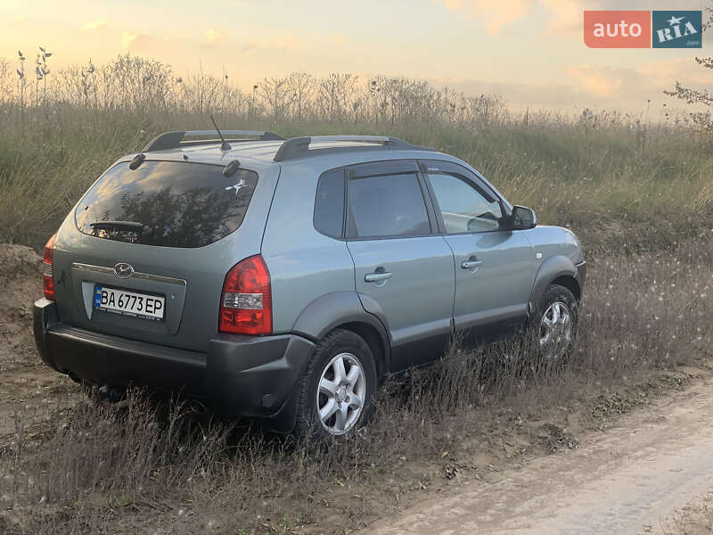 Позашляховик / Кросовер Hyundai Tucson 2004 в Кропивницькому