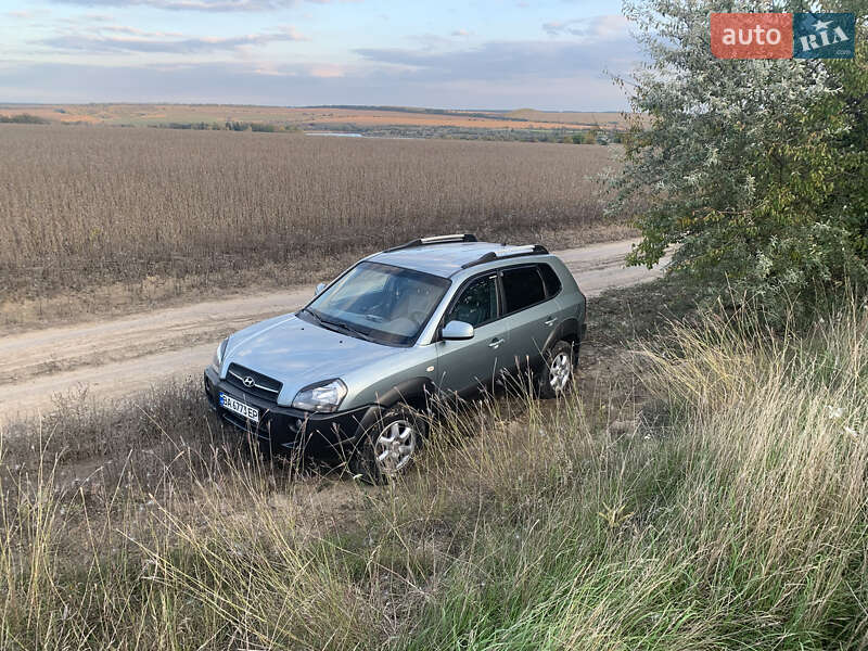 Позашляховик / Кросовер Hyundai Tucson 2004 в Кропивницькому