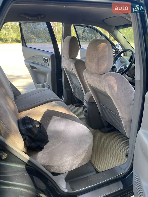 Внедорожник / Кроссовер Hyundai Tucson 2005 в Рогани