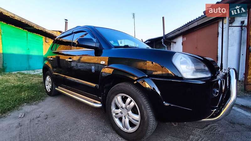 Позашляховик / Кросовер Hyundai Tucson 2006 в Харкові