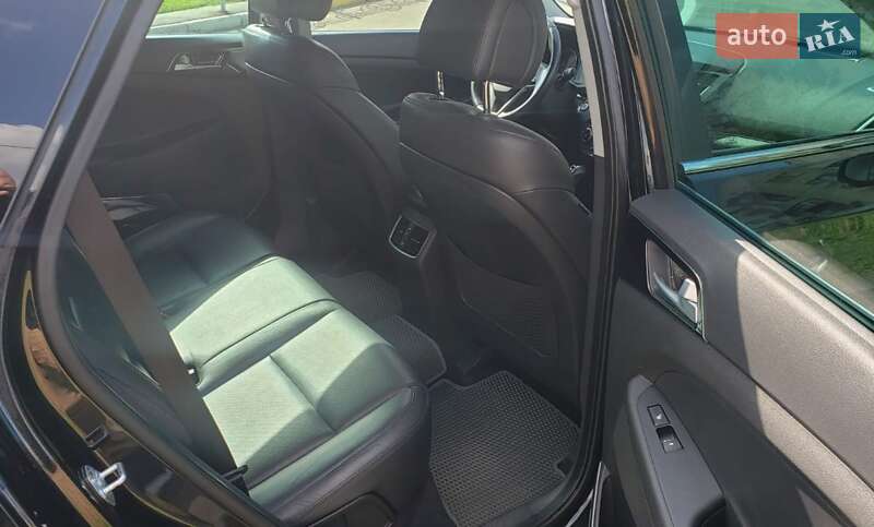 Внедорожник / Кроссовер Hyundai Tucson 2017 в Киеве