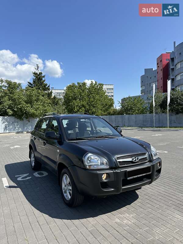 Внедорожник / Кроссовер Hyundai Tucson 2009 в Харькове
