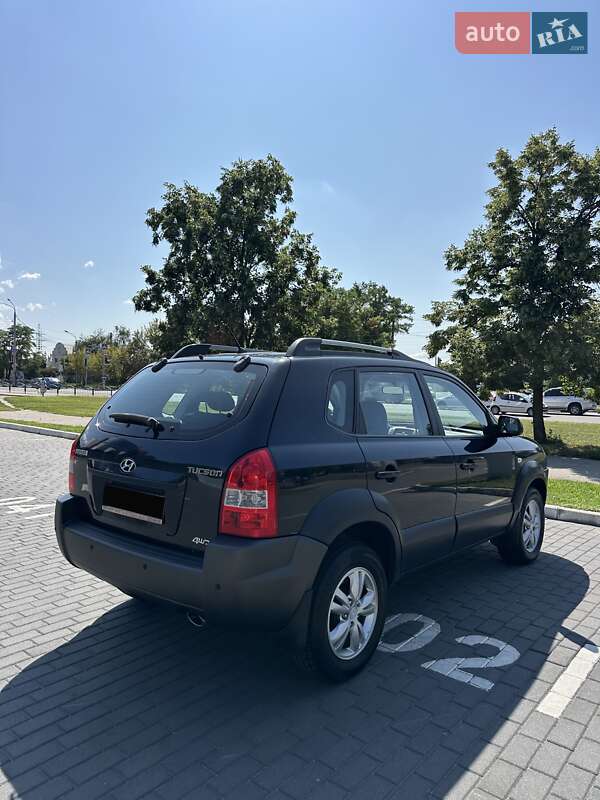 Внедорожник / Кроссовер Hyundai Tucson 2009 в Харькове
