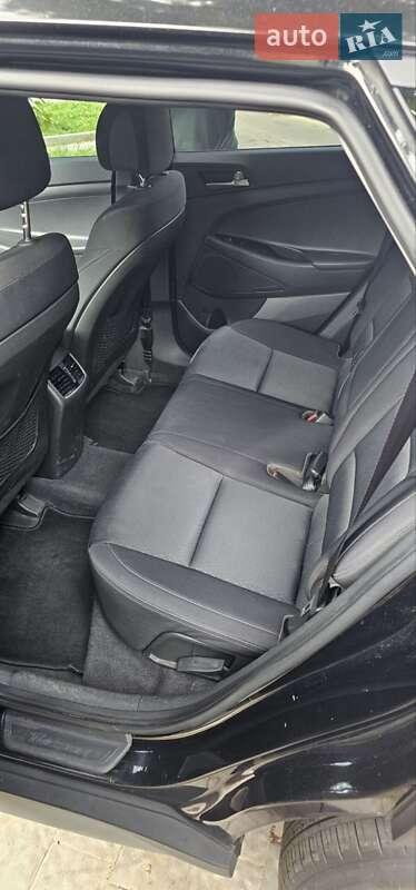 Позашляховик / Кросовер Hyundai Tucson 2017 в Львові