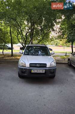 Позашляховик / Кросовер Hyundai Tucson 2005 в Києві