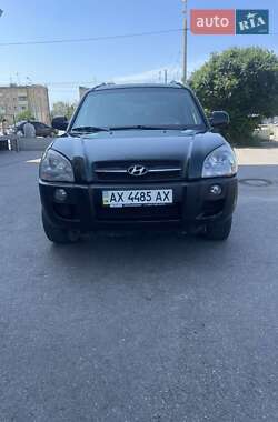 Позашляховик / Кросовер Hyundai Tucson 2007 в Харкові