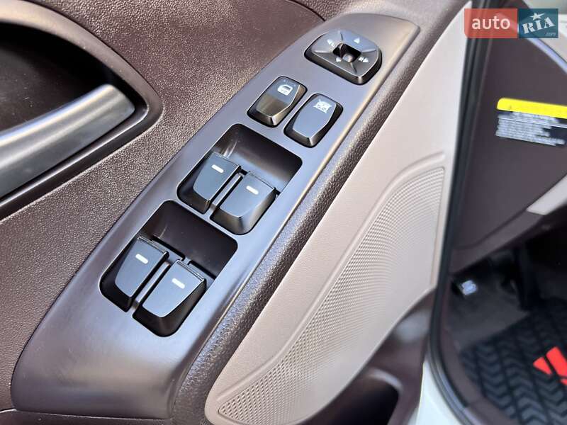 Позашляховик / Кросовер Hyundai Tucson 2014 в Вінниці