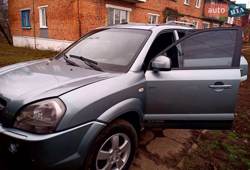Внедорожник / Кроссовер Hyundai Tucson 2006 в Харькове фото 11 Внедорожник / Кроссовер Hyundai Tucson 2006 в Харькове