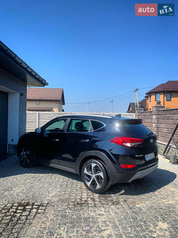 Внедорожник / Кроссовер Hyundai Tucson 2016 в Житомире