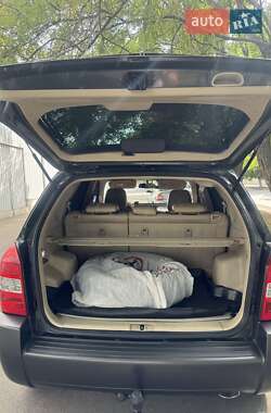 Внедорожник / Кроссовер Hyundai Tucson 2007 в 