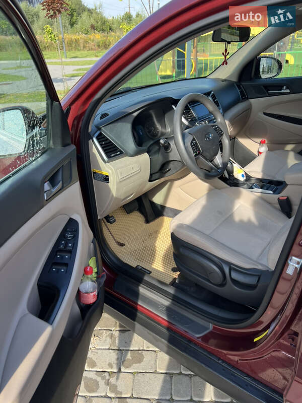 Внедорожник / Кроссовер Hyundai Tucson 2016 в Львове фото 6 Внедорожник / Кроссовер Hyundai Tucson 2016 в Львове