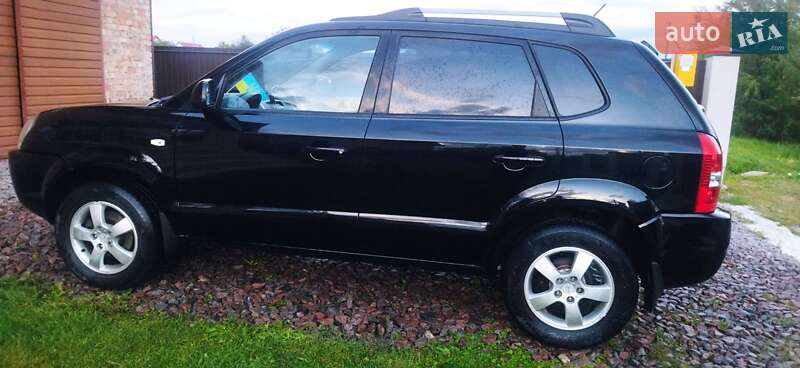 Позашляховик / Кросовер Hyundai Tucson 2006 в Рудки фото 8 Позашляховик / Кросовер Hyundai Tucson 2006 в Рудки