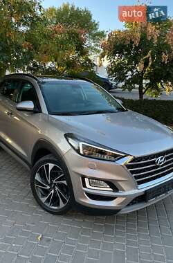 Внедорожник / Кроссовер Hyundai Tucson 2019 в Одессе