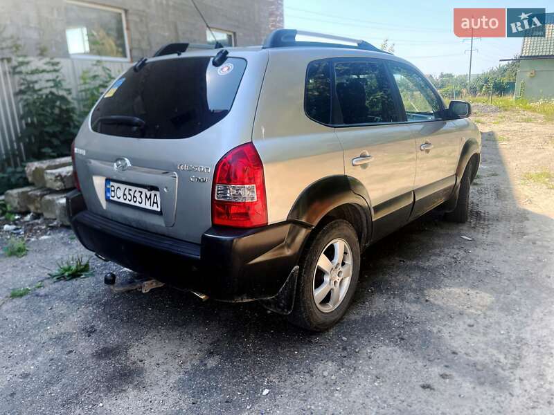 Внедорожник / Кроссовер Hyundai Tucson 2007 в Новояворовске фото 7 Внедорожник / Кроссовер Hyundai Tucson 2007 в Новояворовске
