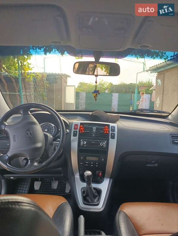 Позашляховик / Кросовер Hyundai Tucson 2006 в Миколаєві фото 6 Позашляховик / Кросовер Hyundai Tucson 2006 в Миколаєві