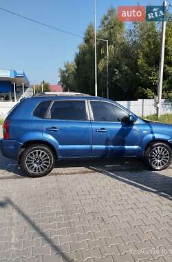 Внедорожник / Кроссовер Hyundai Tucson 2004 в Самборе