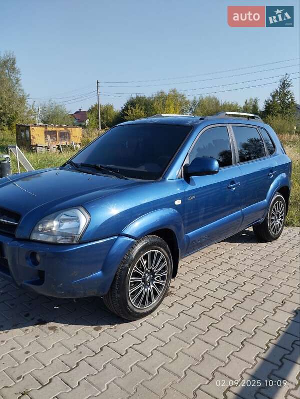 Позашляховик / Кросовер Hyundai Tucson 2004 в Самборі