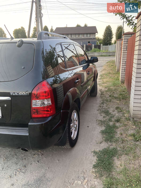 Позашляховик / Кросовер Hyundai Tucson 2006 в Дніпрі