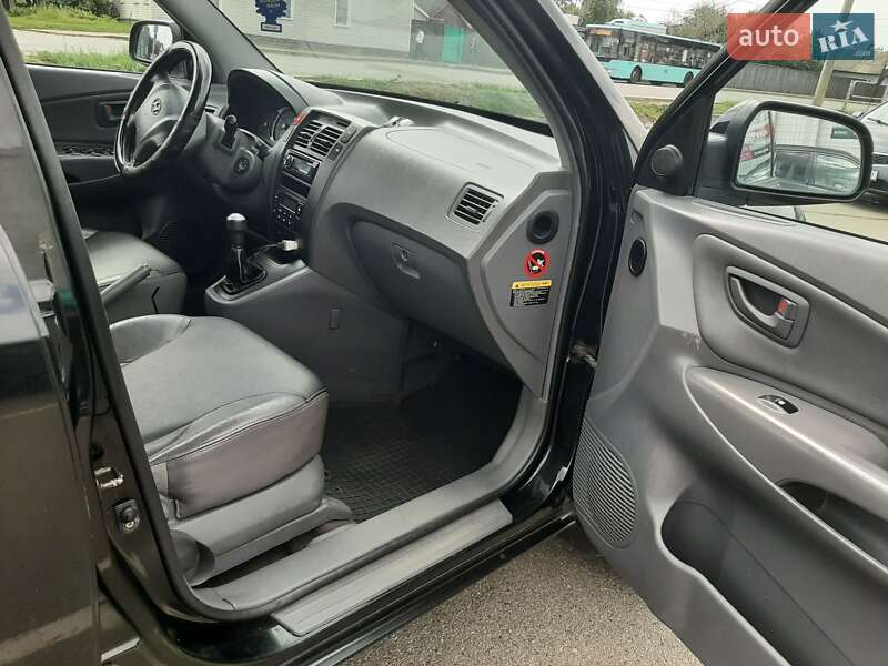 Внедорожник / Кроссовер Hyundai Tucson 2005 в Чернигове