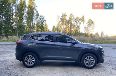 Внедорожник / Кроссовер Hyundai Tucson 2018 в 