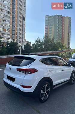 Внедорожник / Кроссовер Hyundai Tucson 2017 в Харькове