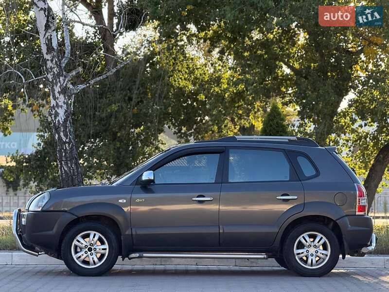 Позашляховик / Кросовер Hyundai Tucson 2007 в Києві
