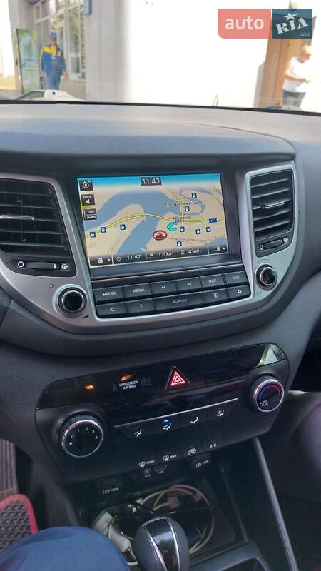 Внедорожник / Кроссовер Hyundai Tucson 2016 в Николаеве