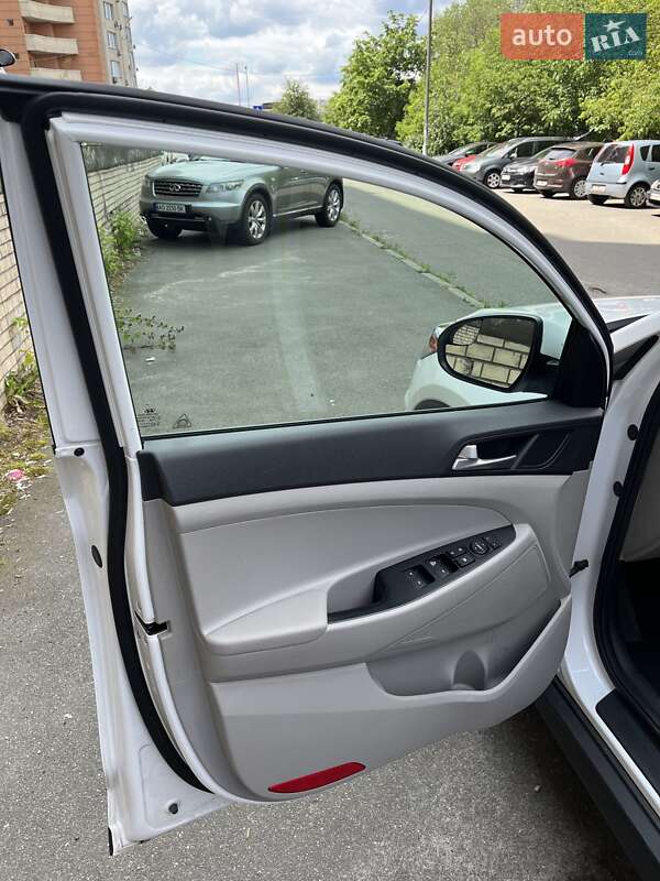 Внедорожник / Кроссовер Hyundai Tucson 2019 в Киеве