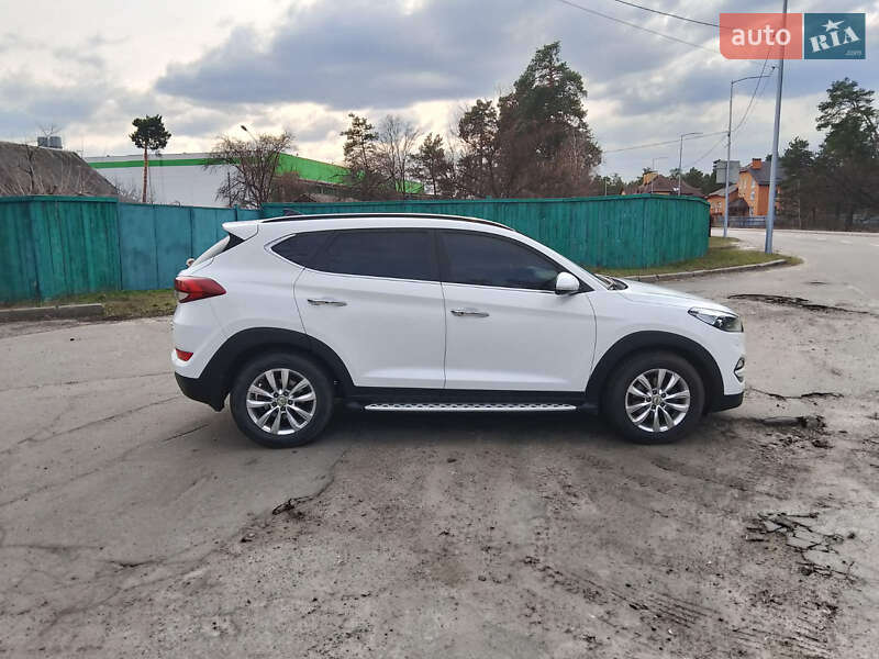 Внедорожник / Кроссовер Hyundai Tucson 2017 в Киеве фото 3 Внедорожник / Кроссовер Hyundai Tucson 2017 в Киеве